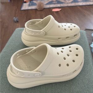Platform Crocs